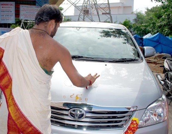 वाहन पूजा